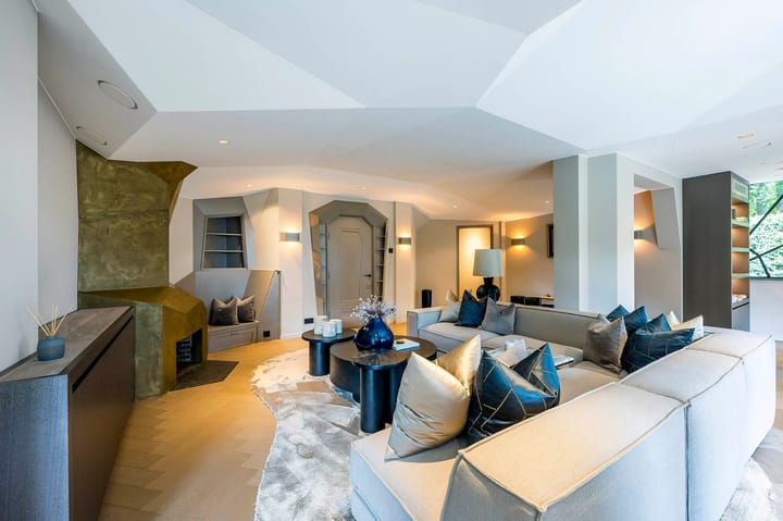 Photo 15 of Raboes 21