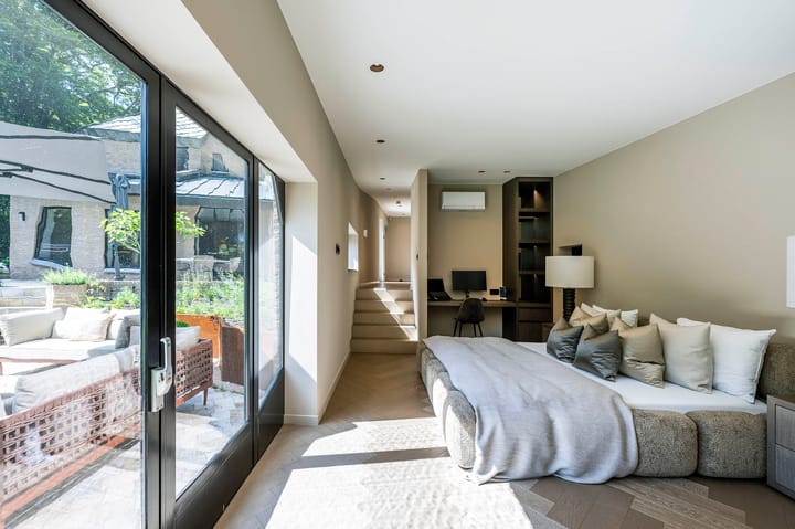 Photo 25 of Raboes 21