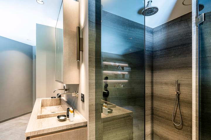 Photo 32 of Raboes 21