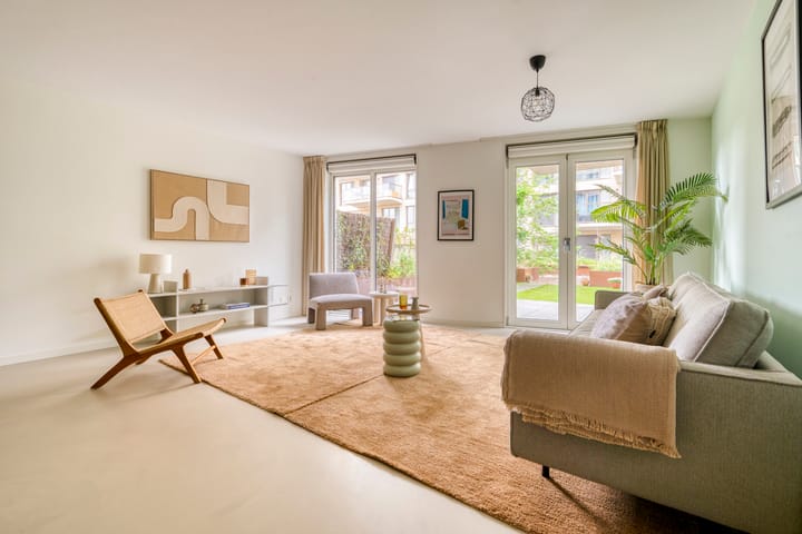 Photo 2 of Faas Wilkesstraat 141-D