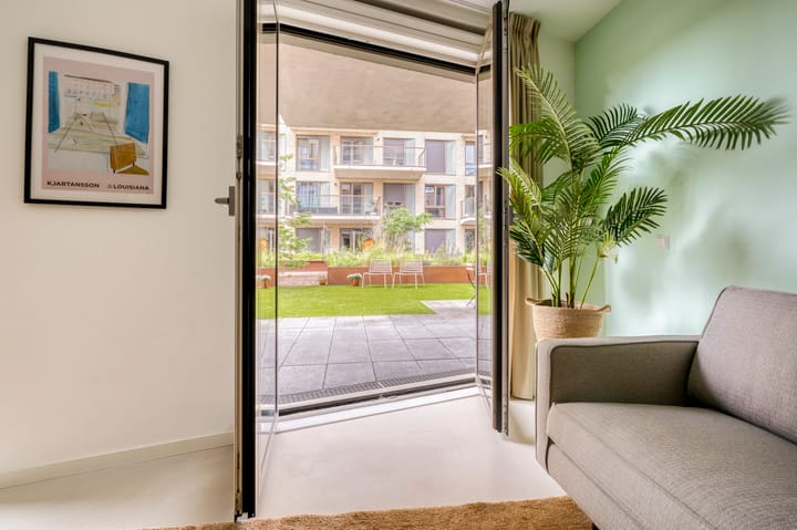 Photo 5 of Faas Wilkesstraat 141-D