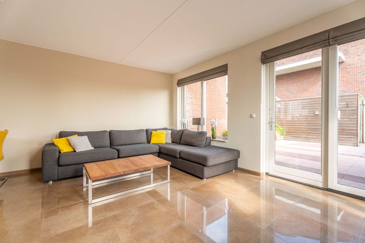 Foto 4 van Graslelie 1