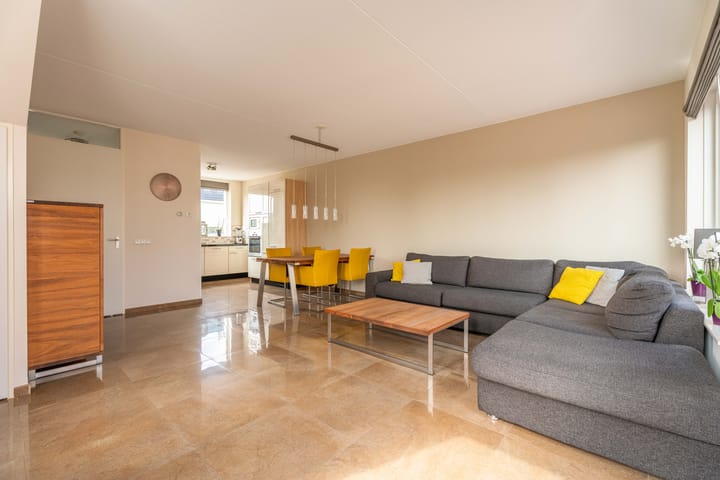 Foto 5 van Graslelie 1