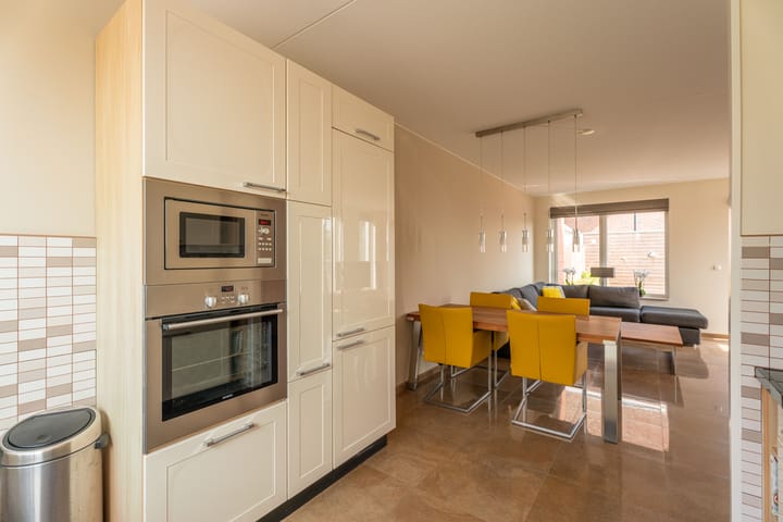 Foto 10 van Graslelie 1