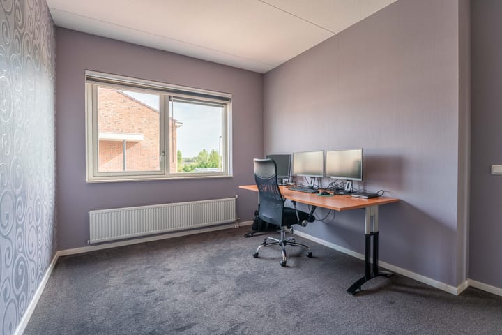 Foto 16 van Graslelie 1