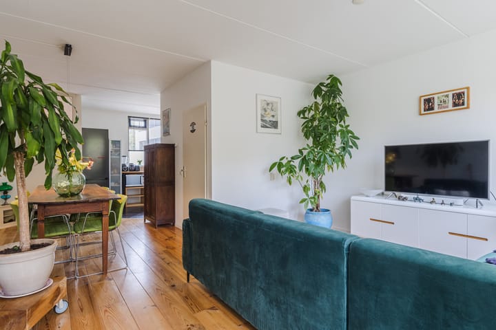 Photo 5 of Willemstraat 4