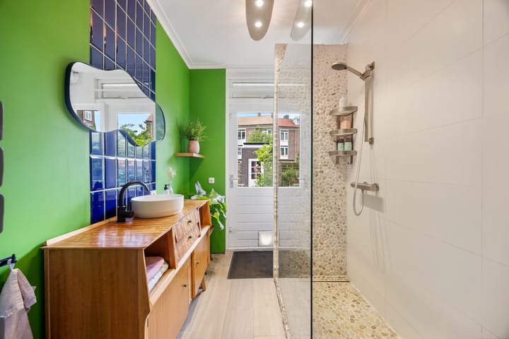 Foto 19 van Veerpolderstraat 16