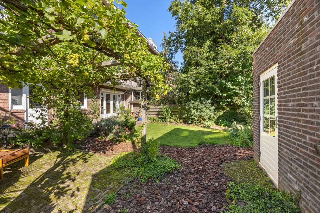 Foto 37 van Veerpolderstraat 16