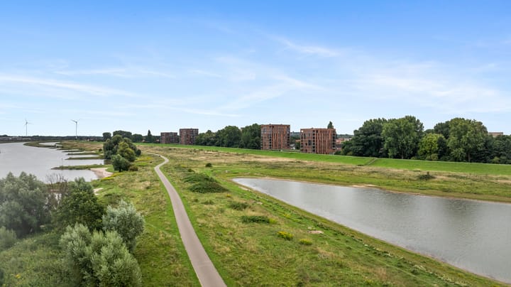 Foto 44 van Veerpolderstraat 16