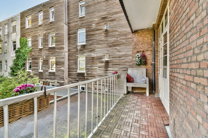 Foto 18 van Postjesweg 114-1