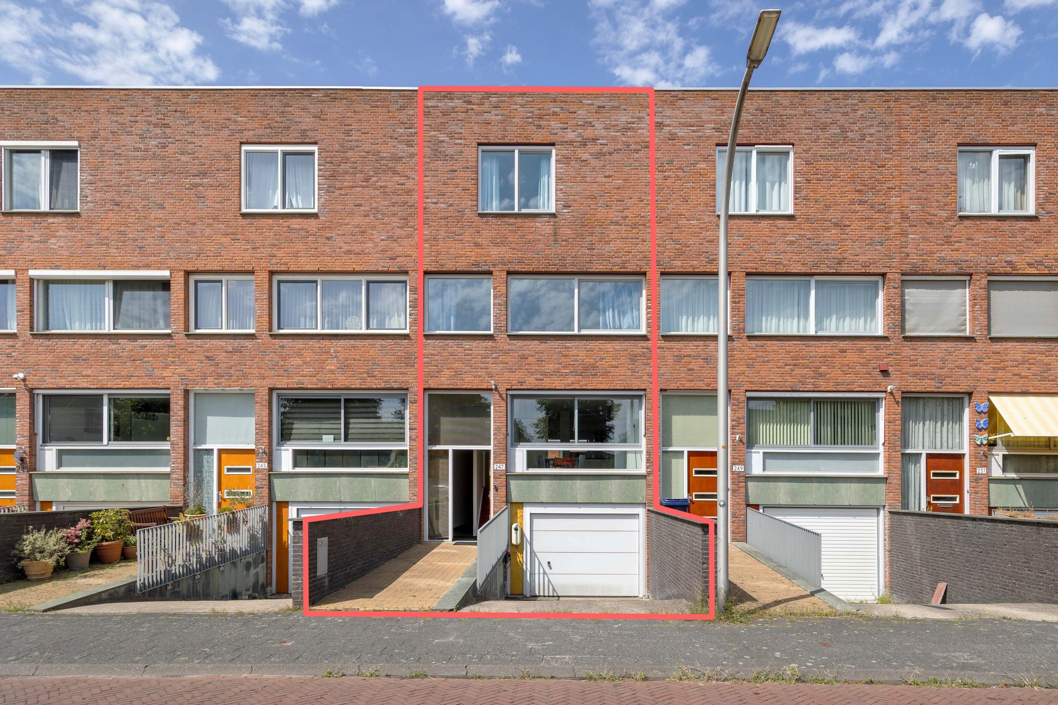 Rijswijkse Landingslaan, 247, Den Haag, 2497CL, Zuid-Holland, Nederland 247