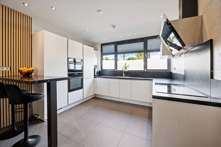 Foto 7 van Burgemeester Overmarsstraat 14