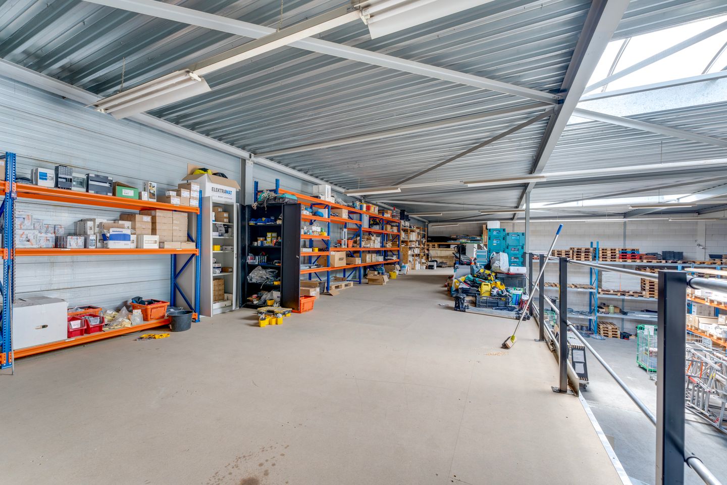 Bekijk foto 3 van Modemweg 21-23