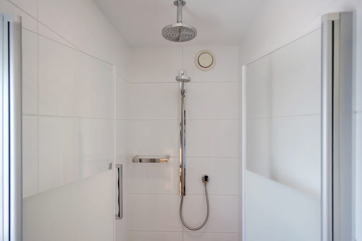 Foto 28 van Oostvlietweg 12-B