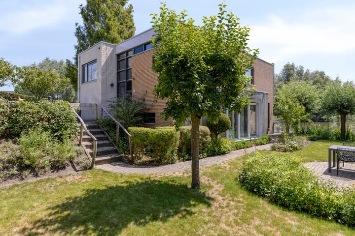 Foto 37 van Mosberg 23