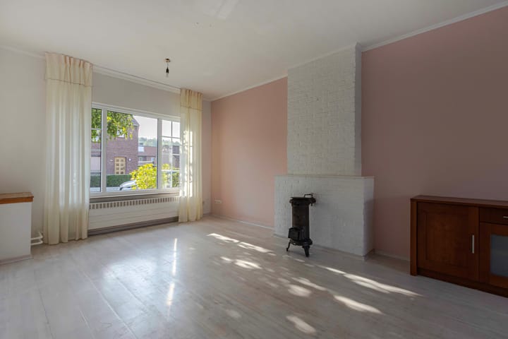 Photo 4 of Eekhoornstraat 13