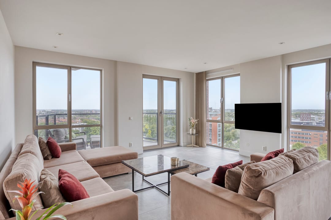 Photo 2 of Hofplein 76