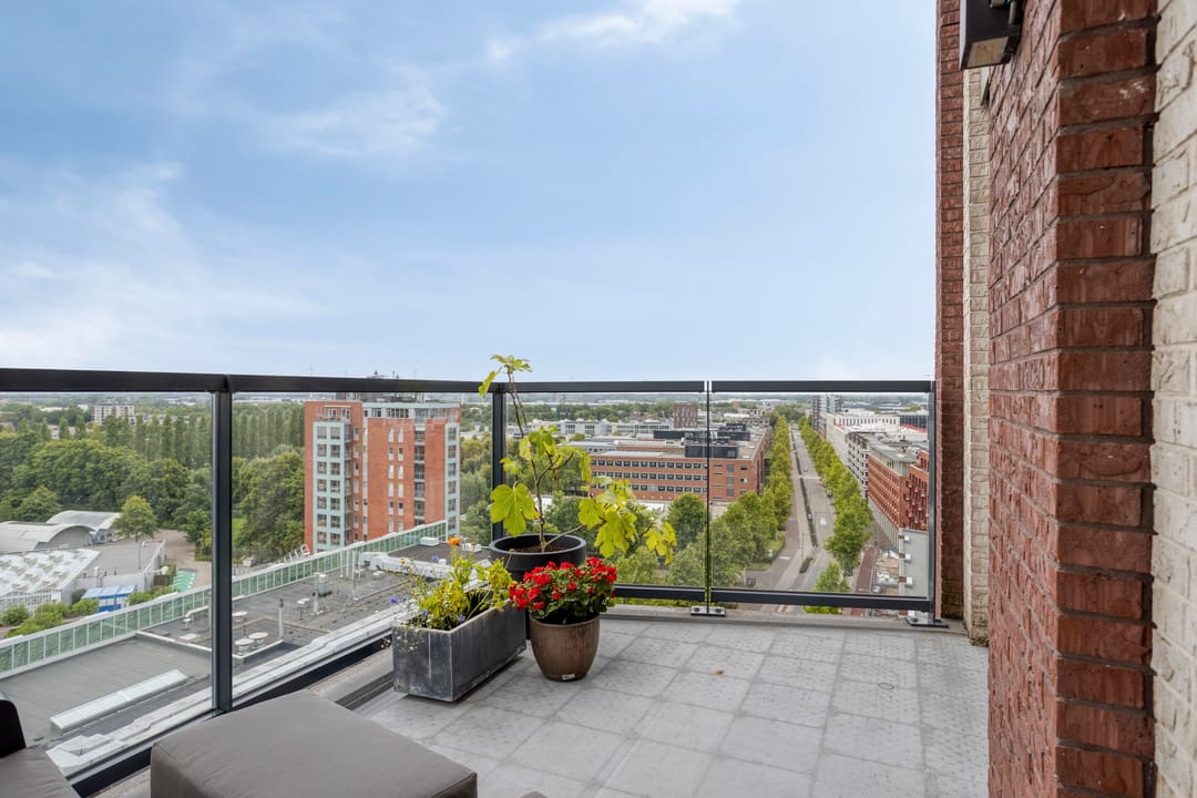 Photo 11 of Hofplein 76