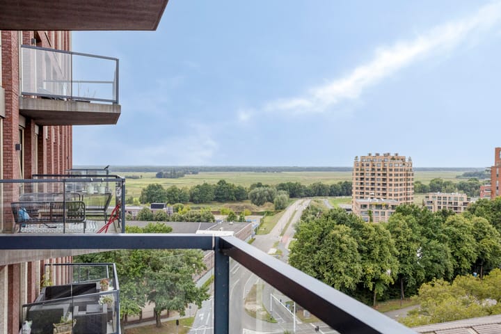 Foto 12 van Hofplein 76