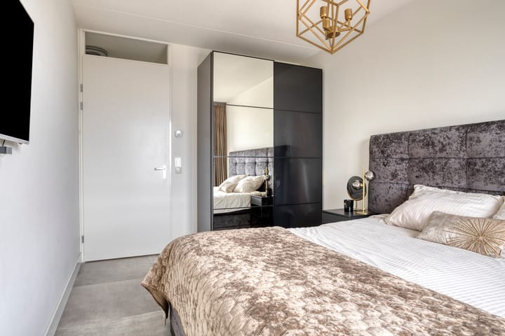 Foto 18 van Hofplein 76