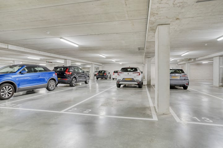 Foto 32 van Hofplein 76