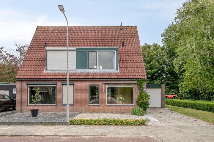 Foto 2 van Pluimpot 14