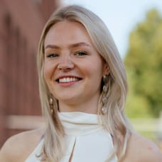 Joy Oude Bekke - Commercieel Medewerker