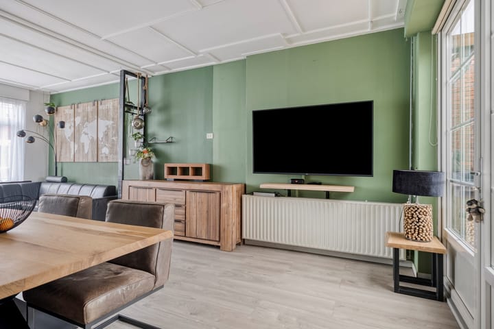 Foto 12 van Middenstraat 94