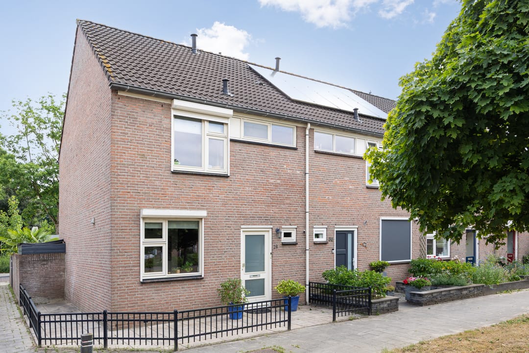 Foto 1 van Maarten Trompstraat 28