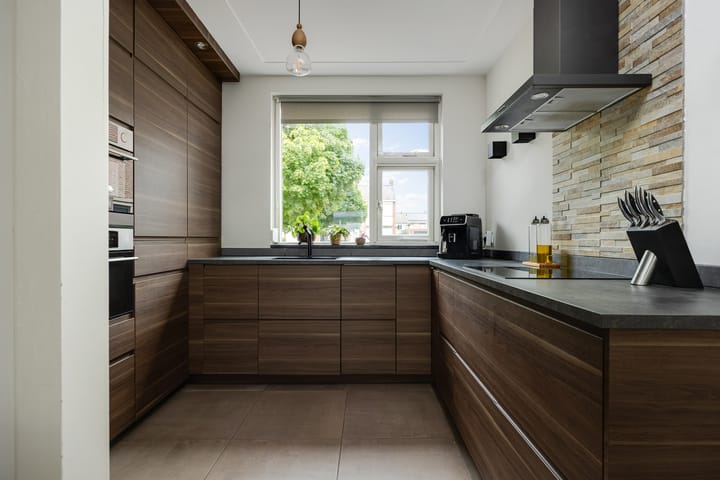 Foto 15 van Maarten Trompstraat 28