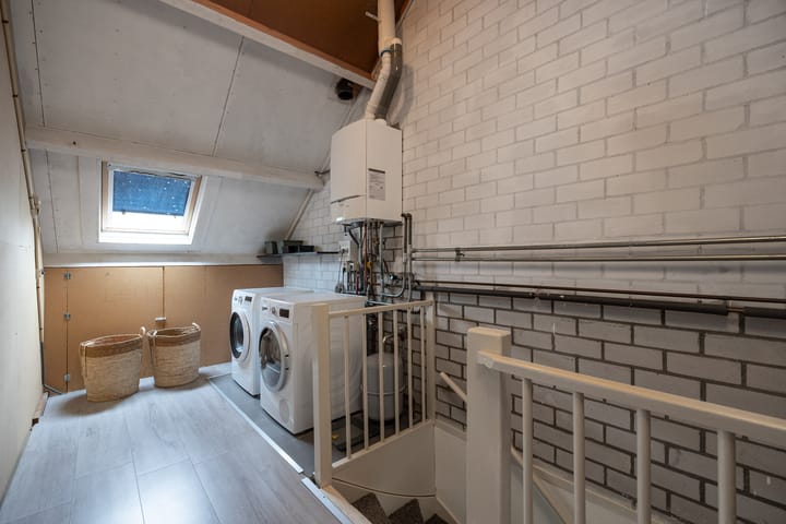 Foto 32 van Maarten Trompstraat 28