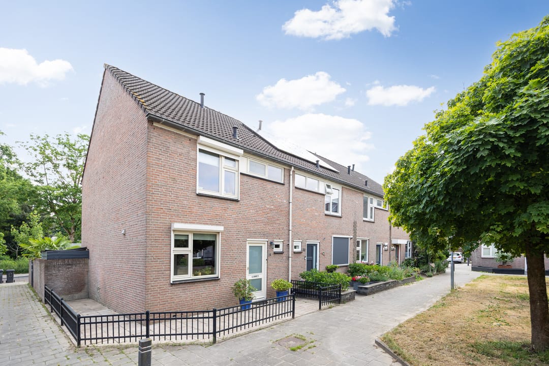 Foto 47 van Maarten Trompstraat 28