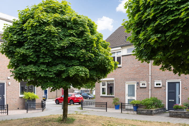 Foto 48 van Maarten Trompstraat 28