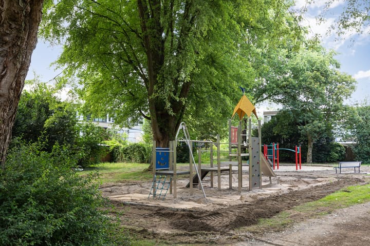 Foto 51 van Maarten Trompstraat 28