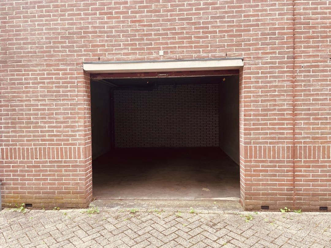 Foto 2 van Putterlaan garage 17