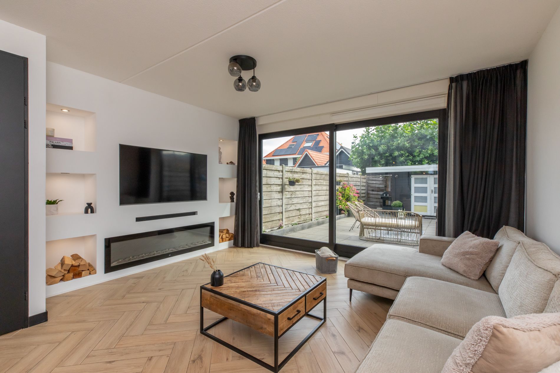 Foto 3 van Paul Butterfieldstraat 29