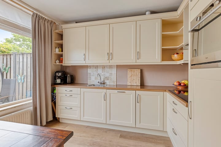 Foto 15 van Reviusstraat 2