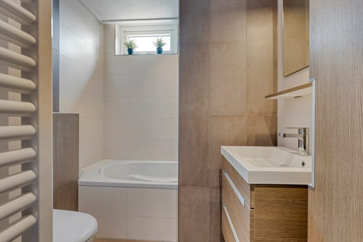 Foto 17 van Reviusstraat 2