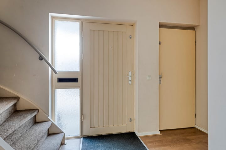 Foto 24 van Reviusstraat 2