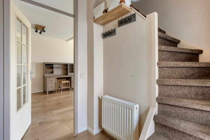 Foto 25 van Reviusstraat 2