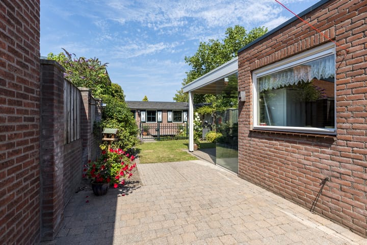 Foto 24 van Oranjeplein 38