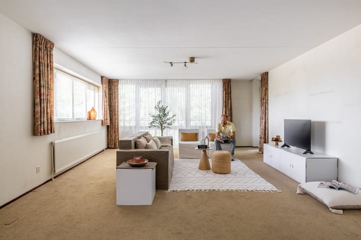 Foto 2 van Robiniastate 11