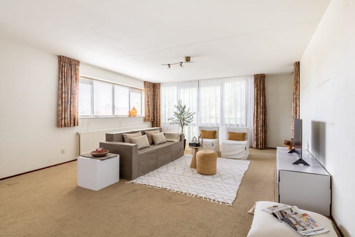 Photo 16 of Robiniastate 11