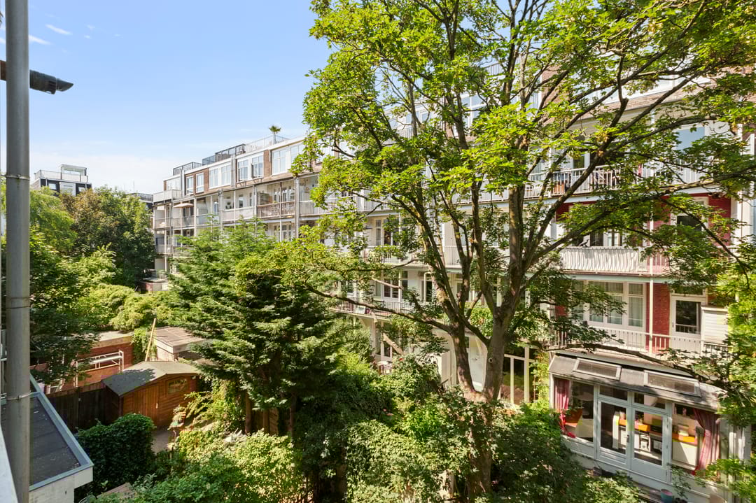 Photo 11 of Wilhelminastraat 46-2