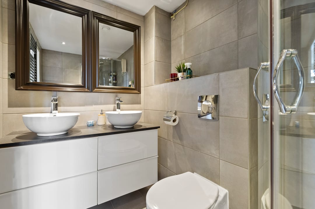 Photo 22 of Wilhelminastraat 46-2