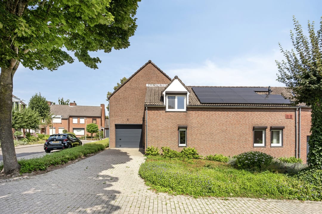 Foto 2 van Burg. Mr W.J.Merckelbachlaan 1