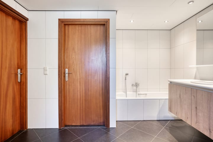 Foto 8 van Burg. Mr W.J.Merckelbachlaan 1