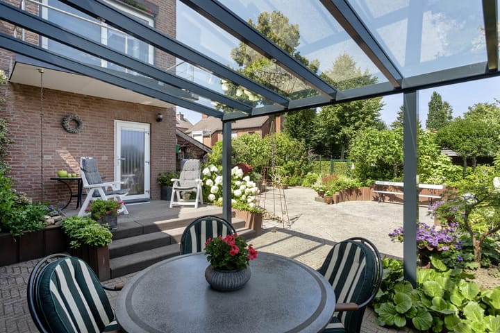 Foto 20 van Burg. Mr W.J.Merckelbachlaan 1