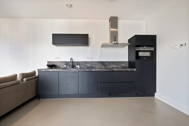 Foto 15 van Mies van der Rohestraat 183