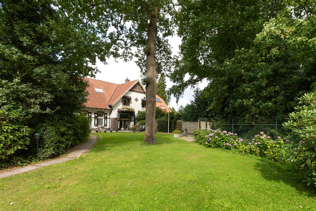 Foto 37 van Nieuw-Loosdrechtsedijk 53